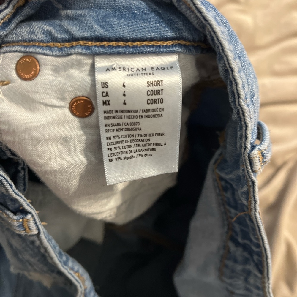 AMERICAN EAGLE Ripped Jeans - Picture 3 of 4